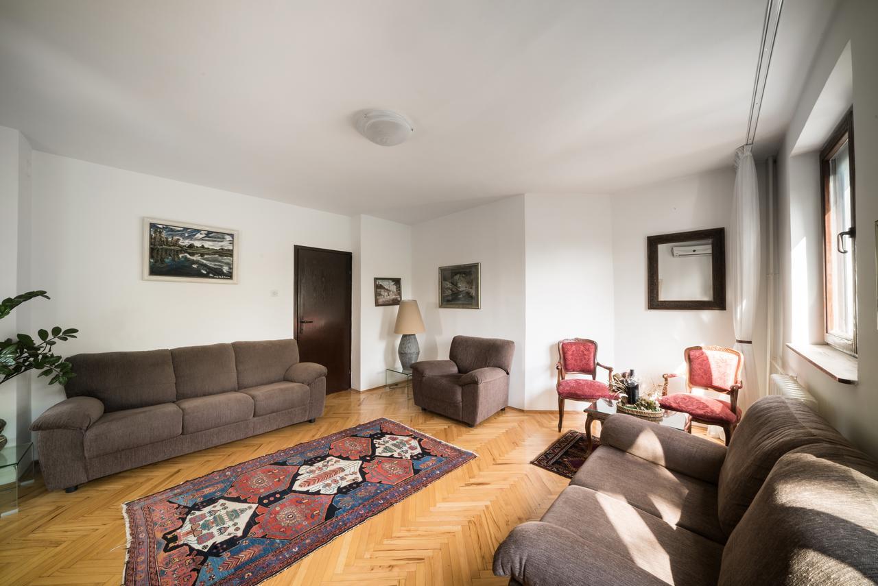 Sensitive Apartment Beograd Eksteriør billede