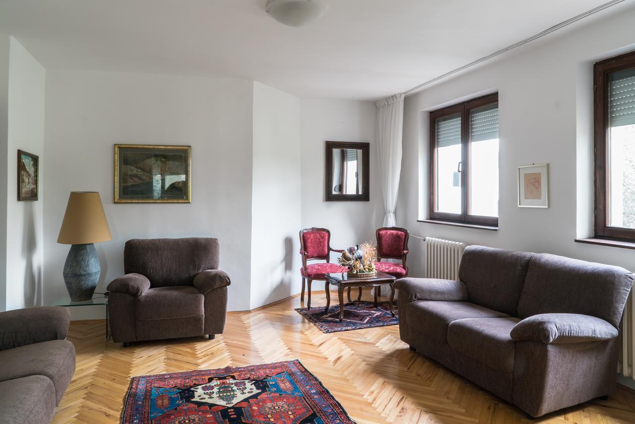 Sensitive Apartment Beograd Eksteriør billede